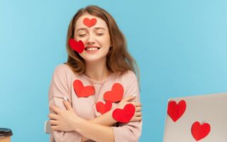 Libérer le pouvoir de l'amour de soi : Guide du célibataire pour célébrer la Saint-Valentin